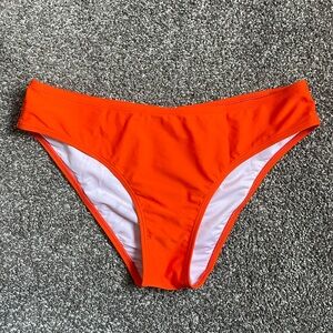 NWT Cupshe bottoms, orange, size medium